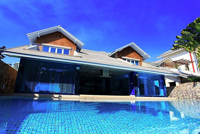 Pratumnak Dream Villa by Pattaya Sunny Rentals