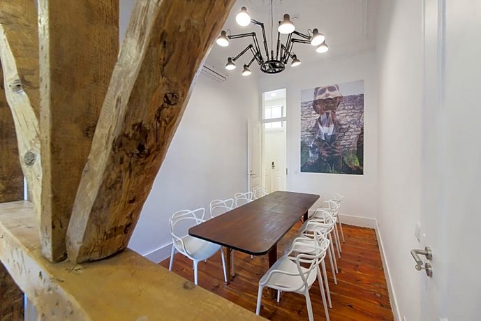 Lisbon Cheese & Wine Suites