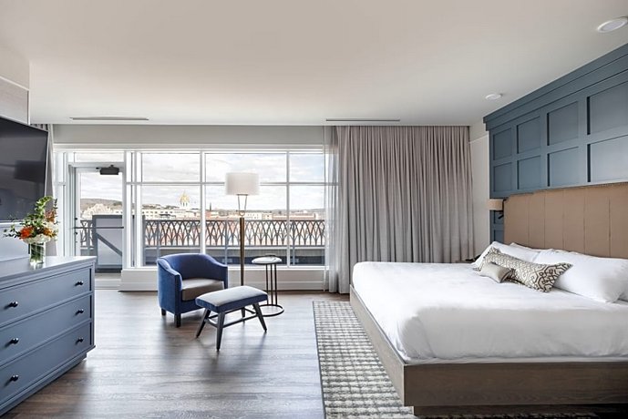 The Hotel Concord