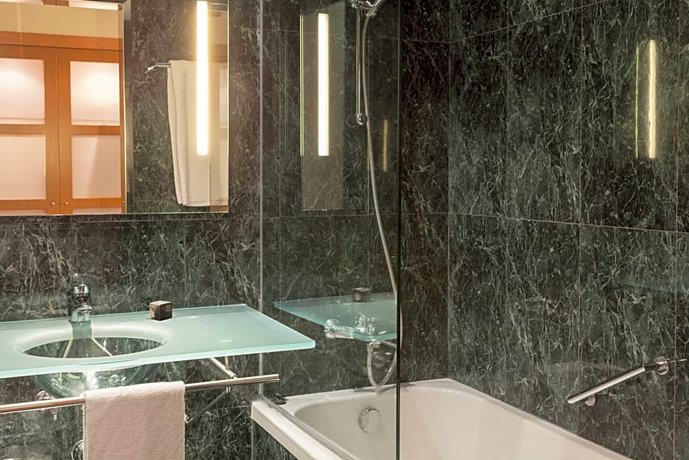 AC Hotel Genova A Marriott Luxury & Lifestyle Hotel