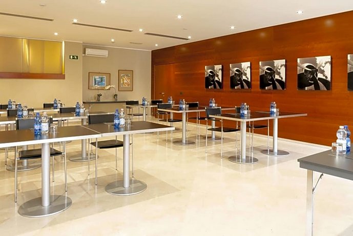 AC Hotel Genova A Marriott Luxury & Lifestyle Hotel