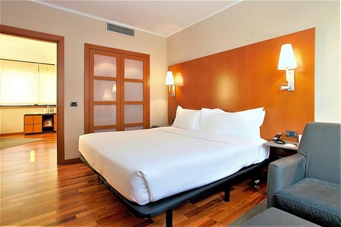 AC Hotel Genova A Marriott Luxury & Lifestyle Hotel