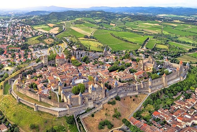 Entre Bastide et Cite