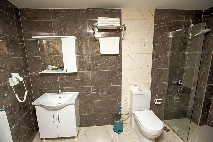Corner Garden Hotel