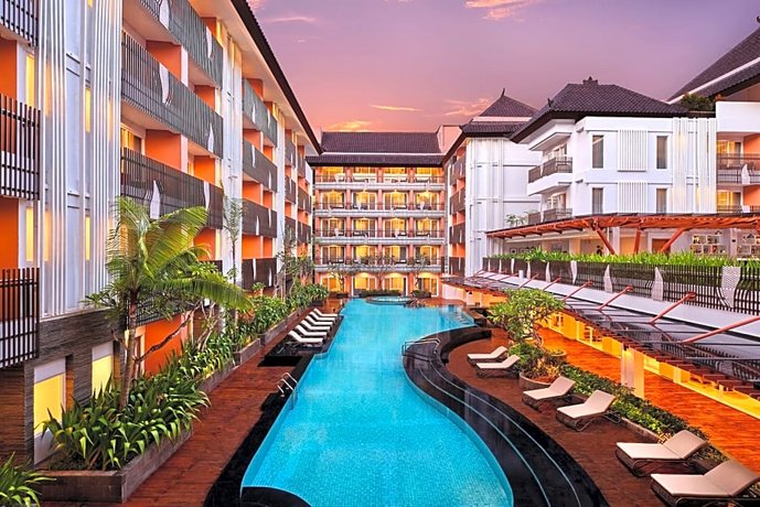 Fairfield by Marriott Bali Kuta Sunset Road