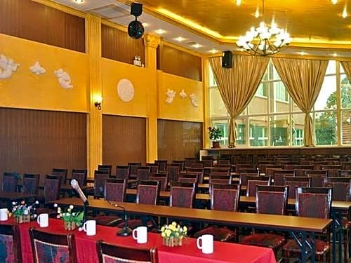 Greentree Inn Shanghai Chongming Bao Town Express Hotel
