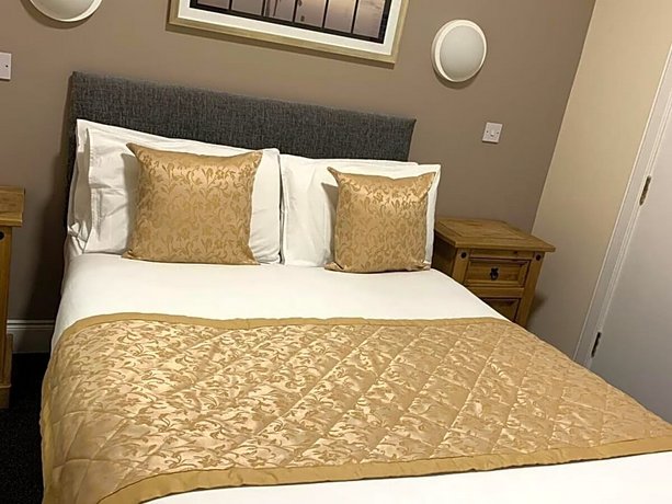The Royal Guest House Dingwall