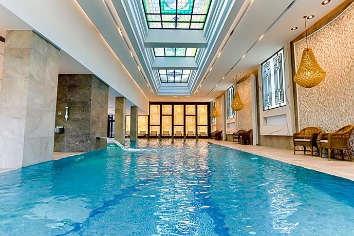 Health Spa Resort Hotel Thermia Palace