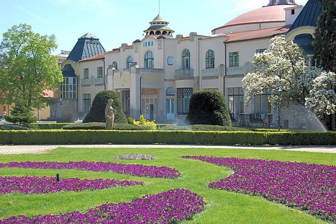 Health Spa Resort Hotel Thermia Palace