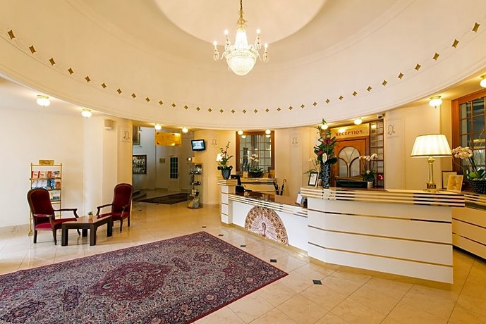 Health Spa Resort Hotel Thermia Palace