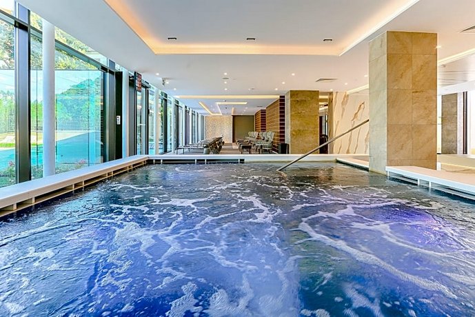 Health Spa Resort Hotel Thermia Palace