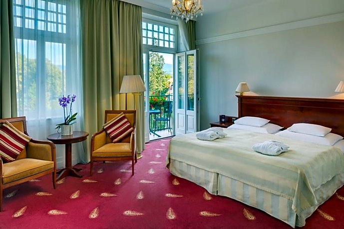 Health Spa Resort Hotel Thermia Palace