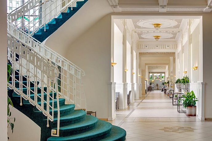 Health Spa Resort Hotel Thermia Palace