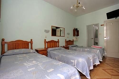 Hostal Fuentesol