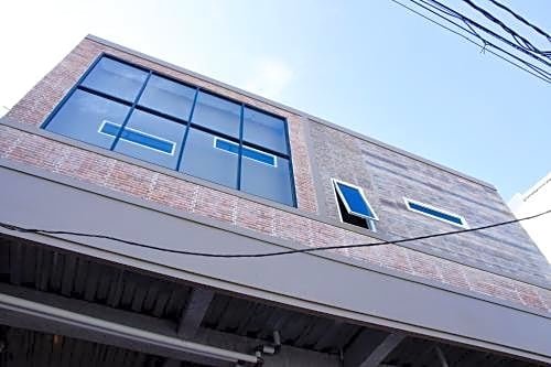 RedDoorz near Mangga Dua Square
