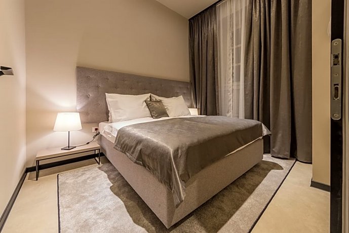 Dezman Luxury Apartments