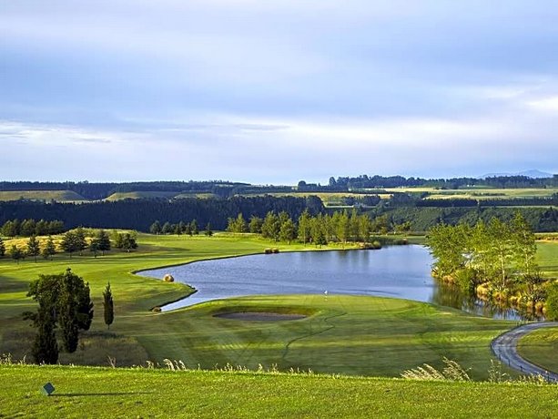 Terrace Downs Resort