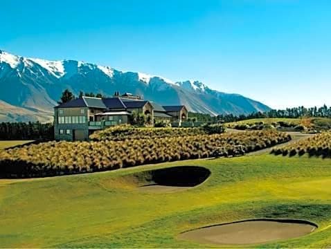 Terrace Downs Resort