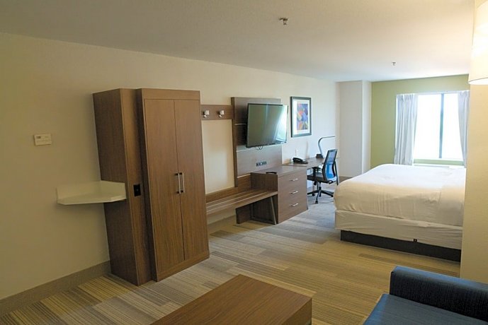 Holiday Inn Express Douglas