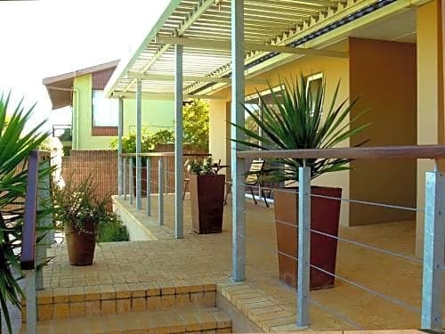 Hajos Lodge