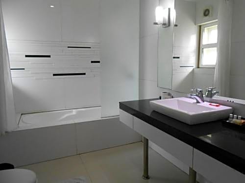 Sapphire Suites Kolkata