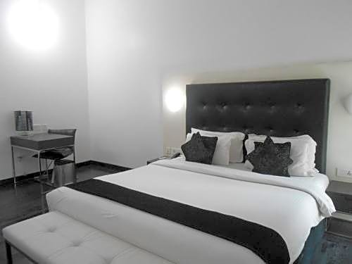 Sapphire Suites Kolkata