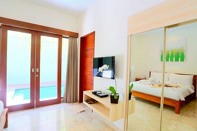 The Jas Villas