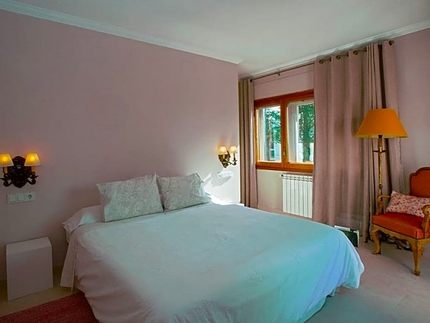 Montjuic Bed & Breakfast