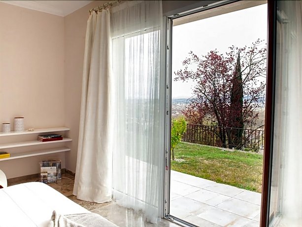 Montjuic Bed & Breakfast