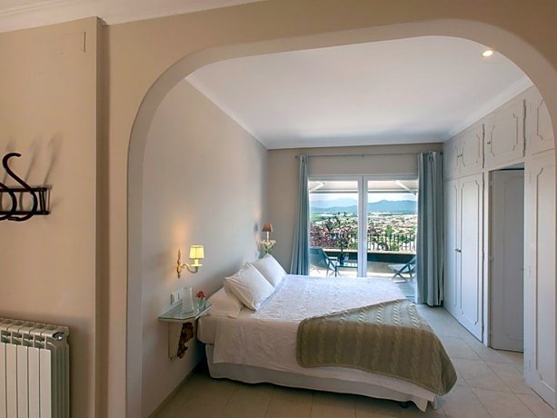 Montjuic Bed & Breakfast