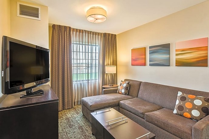 Staybridge Suites Bismarck