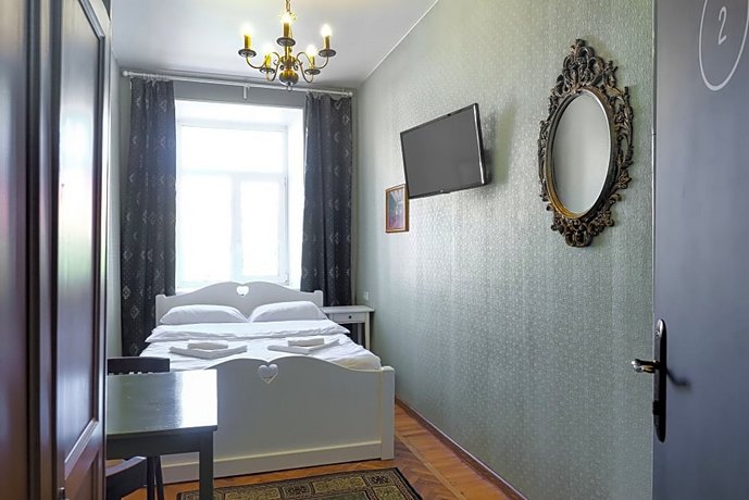 Мини-отель Friends Rooms on Vosstaniya