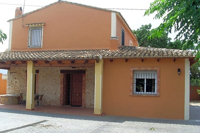 Villa Almendros