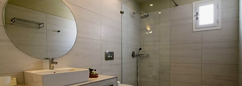 De_naxia Suites