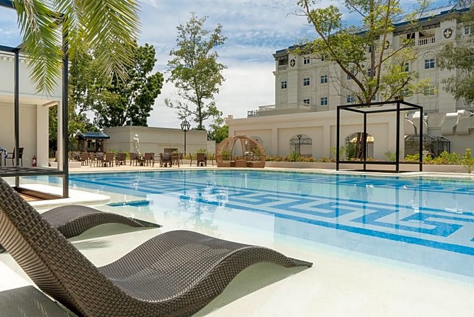 The Monarch Hotel Calasiao