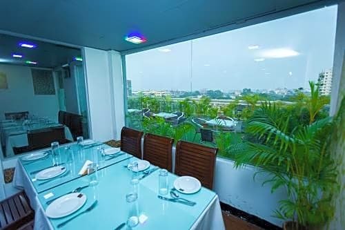Grand Dhaka Hotel