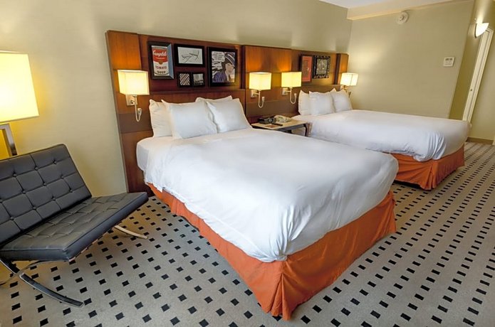 Delta Hotels by Marriott Utica