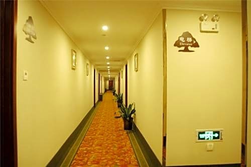 GreenTree Inn Jiangsu Suzhou Shengze Bus Station Business Hotel