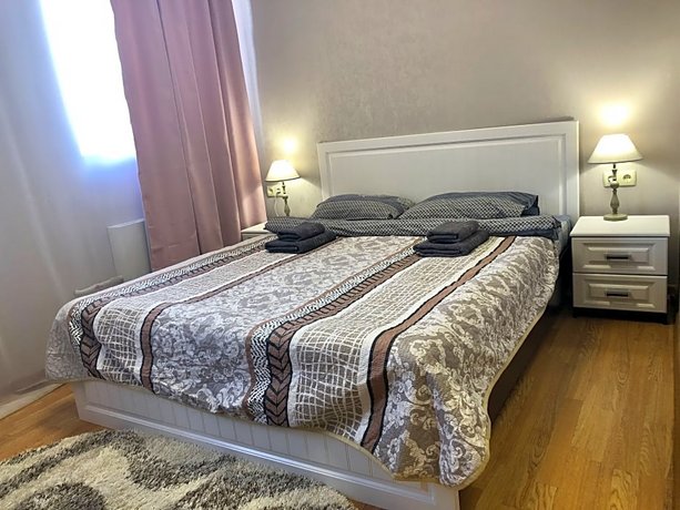 Flori Hotel