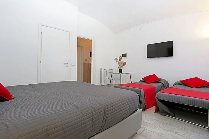 Houspitality Nero Bed & Breakfast