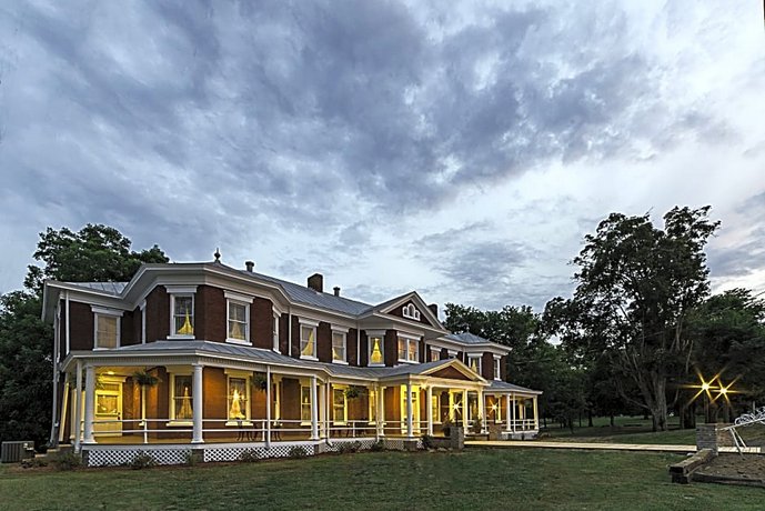 Grand Victorian Inn