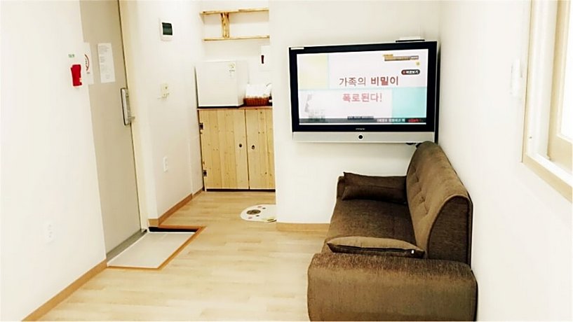 IU Guest House Myeongdong