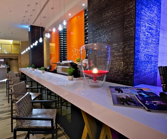 FX INN Kaohsiung Zhonghua Road Branch
