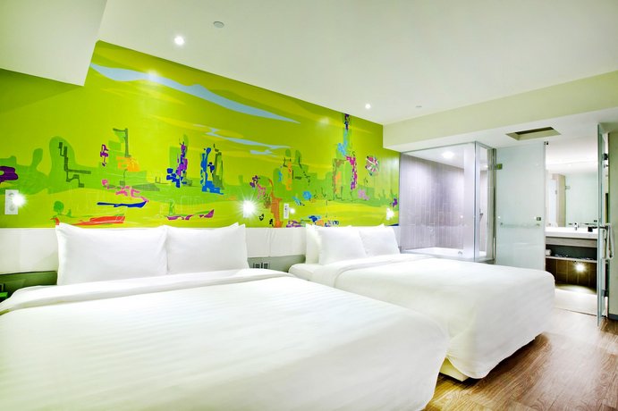 FX INN Kaohsiung Zhonghua Road Branch