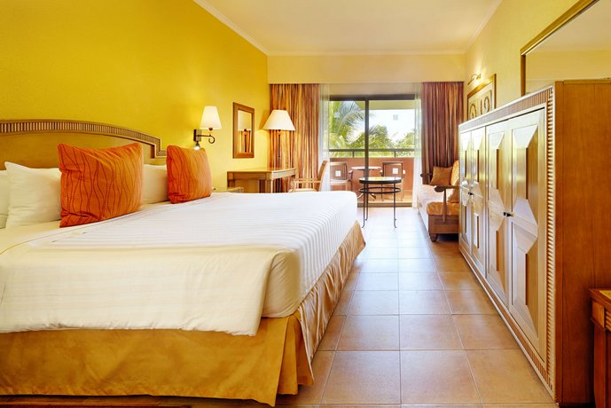 Barcelo Maya Tropical - All Inclusive