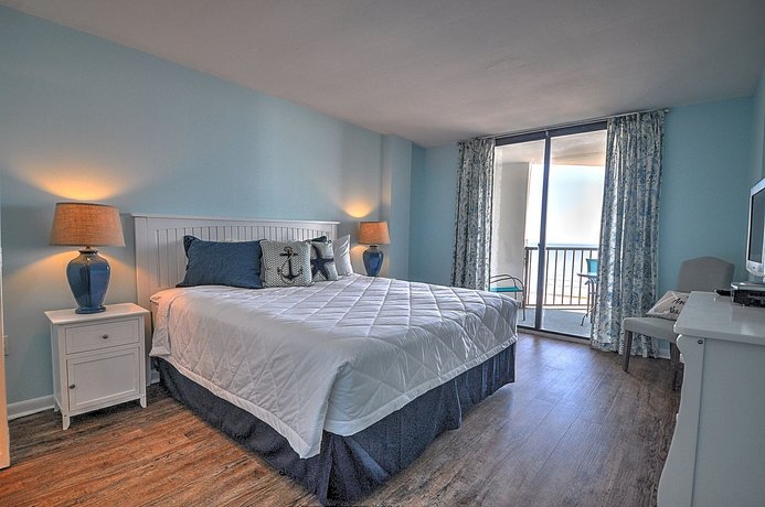 Crescent Sands I D5 3 Bedrooms 3 Bathrooms Condo