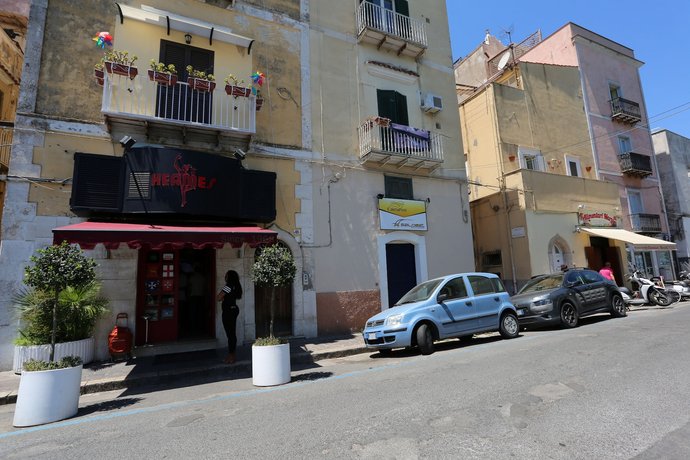 Il Viaggiatore Via Indipendenza B&B