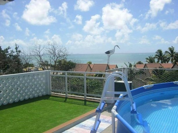 Apartment With 2 Bedrooms in Grand Gaube With Wonderful sea View Furnished Terrace and Wifi - 200