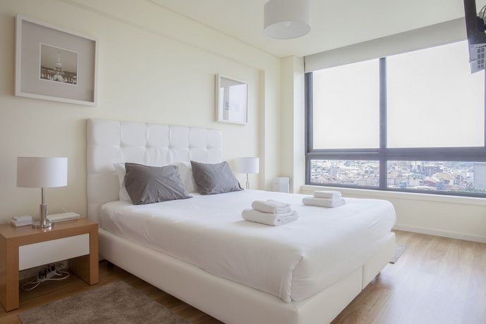 Liiiving in Porto Downtown View Apartment