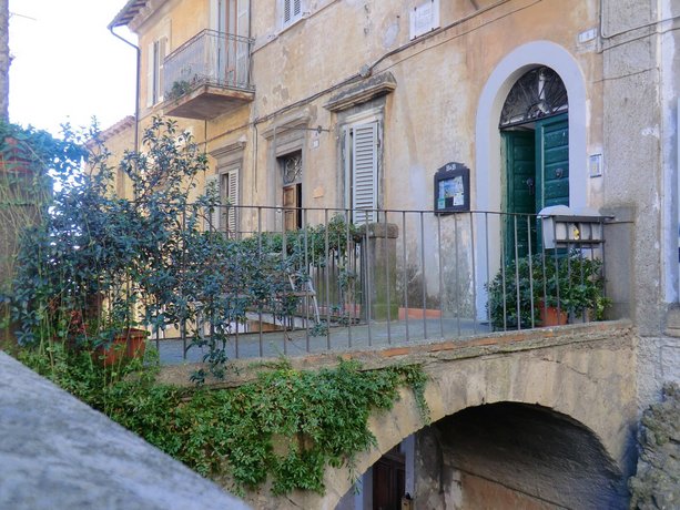 Apartment With one Bedroom in Caprarola With Balcony and Wifi